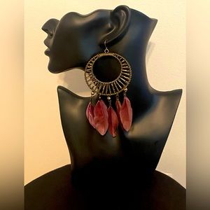 NWOT Lux Accessories Bronze Wired & Beaded Feather Hoop Earrings.